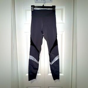 AU RUM Gray and Black Leggings with grey Stripes size XS. GUC